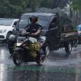 Hujan Deras Akhirnya Guyur Jakarta
