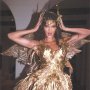 Mahkota RInaldy Yunardi Viral Dipakai Kendall Jenner dan 4 Berita Lifestyle