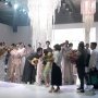 Cantik Elegan Koleksi Glams Wear, jadi Debut Ivan Gunawan Kembali ke IPMI