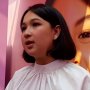 Jalan-Jalan ke Singapura, Agatha Pricilla Kenakan Bucket Hat Kembaran dengan Jimin BTS