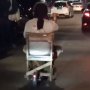 Viral Pria Pasang Kursi Kayu di Grabwheels, Solusi Antipegal