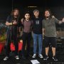 Sambil Menangis, Gitaris Steven and Coconut Treez Mohon Doa untuk Tepeng