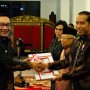Presiden Serahkan Daftar Alokasi Transfer ke Daerah 2020 untuk Jabar