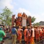 Puing dan Sampah di Lokasi Penggusuran Sunter Dibuang ke Bantar Gebang