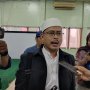 Rumah Diserang Batu, Teror Kedua Terjadi saat Jubir FPI Salat Subuh