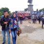 Viral Pemotor yang Touring Bersama Ibunya ke HBD, Alasannya Mengharukan