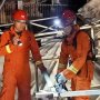 Papan Reklame di Cakung Roboh, Timpa Pegawai Bengkel Mobil