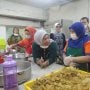 Menaker Kunjungi Pekerja Migran Indonesia di Malaysia