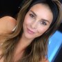 Cantiknya Shiva Safai, Mantan Pacar Ayah Gigi Hadid yang Kini Gandeng Pacar