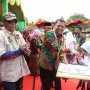 Kemensos Lepas Tim Ekspedisi Lintas Batas Kesetiakawanan Sosial
