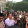 Geruduk Gedung DPRD Bekasi, Massa Pejuang Kartu Sehat Blokir Jalan