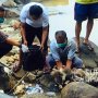 Lagi Asyik Mancing di Kali Ciliwung, Warga Syok Lihat Mayat Bayi