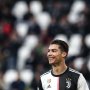 Jelang Pergantian Tahun, Cristiano Ronaldo Ganti Gaya Rambut