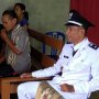 Kalahkan Para Sarjana, Kisah di Balik Tukang Gali Kubur Jadi Kepala Desa