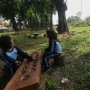 Asyik, Ada Permainan Tradisional di Taman Tomang Rawa Kepa