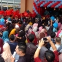 Diskon Akhir Tahun, Warga Serbu Pusat Perbelanjaan