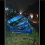 Mobil Sarat Penumpang Ringsek Ditabrak Kereta di Bekasi, 7 Orang Tewas