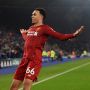 Legenda Brasil Ini Sebut Alexander-Arnold Bisa Jadi Pemain Terbaik Dunia