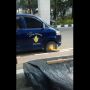 Foto Gembok Pelek Mobil Ini Bisa Bikin Dua Instansi Negara Ribut, Kok Bisa?