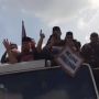Bebas dari Penjara, Ahmad Dhani Langsung Konvoi