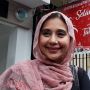 Jadi Bintang Tamu YouTube Venna Melinda, Kerudung Ayu Azhari Dikomentari