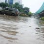 Jakarta Dilanda Banjir, Satu Orang Tewas Tersengat Listrik