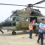 Heli TNI AU Dikerahkan untuk Distribusi Logistik Korban Banjir di Bogor