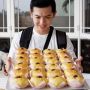 Teman Ngopi saat Hujan, Resep Roti Bluder Nicky Tirta Ini Yummy Banget Lho!