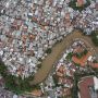 Banjir Jakarta, 338 Meter Kubik Sampah Diangkut dari Sungai Ciliwung