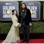 Jason Momoa Cuma Pakai Kaus Dalam di Golden Globes 2020, Jasnya Hilang?