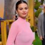 Selena Gomez Siap Luncurkan Lini Makeup, Ada 48 Warna Foundation!