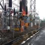 Gardu Induk Gambir Baru Terbakar, Api Besar Berkobar