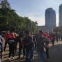 Bubarkan Diri, Massa Anti Anies Baswedan Dikawal Polisi