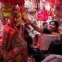 Imlek Identik Warna Merah dari Baju Hingga Lampion, Ini Alasannya