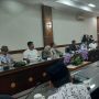 Manfaatkan Rapat Hak Angket, Guru dan PTT Jember Adukan Bupati ke Dewan