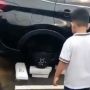 Heboh Pencurian Ban dan Velg Mobil Di Parkiran, Toyota Rush Jadi Korban