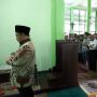 Mendagri Imani Salat Jumat di Masjid At-Taqwa, Bandara Internasional Juanda