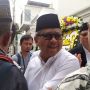 Wakili Megawati, Hasto Kristiyanto Melayat ke Rumah Duka Gus Sholah