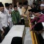 Jenazah Gus Sholah Diberangkatkan ke Bandara Halim Perdana Kusuma