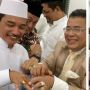 Deretan Aksi Hotman Paris saat Melayat Gus Sholah
