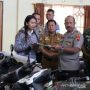 Biasakan Tertib Lalu Lintas, Pasang Pelat Nomor Motor Secara Lengkap