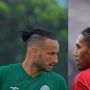 Ganti Gaya, Rambut Bek Asing PSS Sleman Kini Mirip Chris Smalling