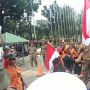 Demo Anies, Massa Jebol Pagar Balai Kota dan Lempar Tomat