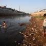 Waspada, 12 Titik Sungai Jakarta Berpotensi Banjir karena Belum Normalisasi