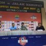 5 Berita Hits Bola: Persela Kalah, Nil Maizar Sebut Persib Sangat Klinis