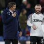 Phillip Cocu: Wayne Rooney Kartu Truf Derby County Hadapi Manchester United