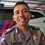 Terkepung Ojol Ricuh, Ini Sosok Polisi yang Viral Tolong Bayi di Babarsari