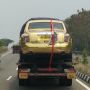 Ingin Naik Rolls-Royce Phantom Warna Emas? Ke Sini Saja!