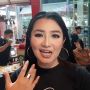 Darurat Virus Corona, Fitri Carlina Batal Liburan ke Jepang