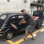 Mobil Klasiknya Bikin Penasaran, Ini 6 Kendaraan Koleksi Tom Hanks